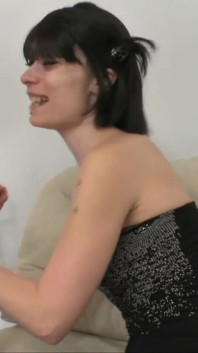 MiLF troia in lingerie si fa scopare la figa