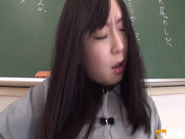 Pure Japanese adult video ( JAV): Japanese teacher masturbates and squirts in the classroom in front...