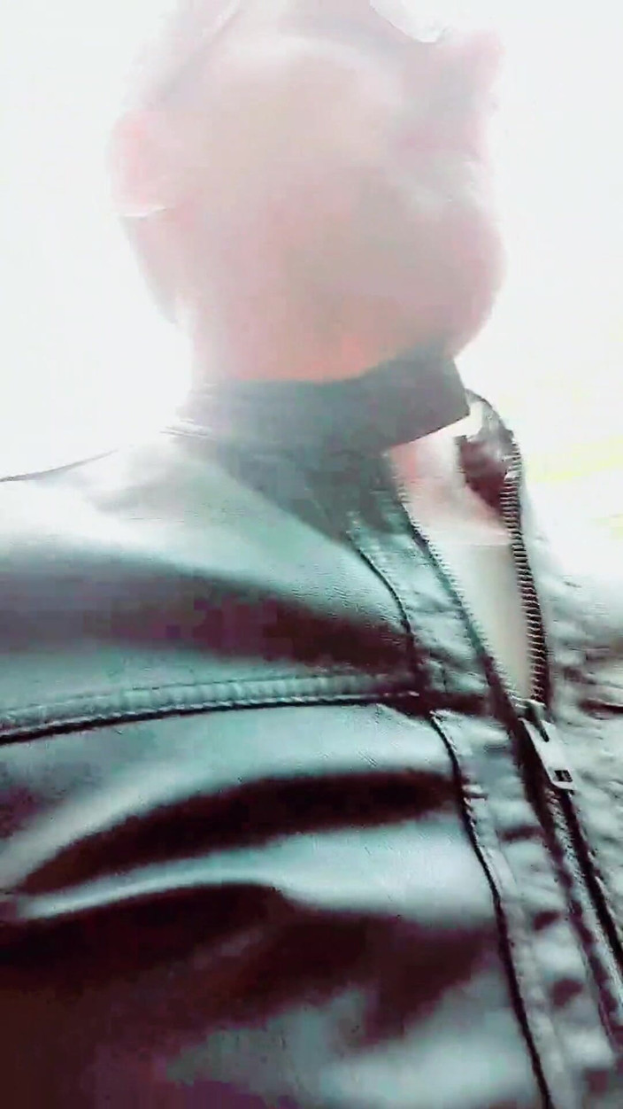 Slutboyben: Slutboyben Cam4 シュヴェリーンB321駐車場でのセクシーなクルージング女性