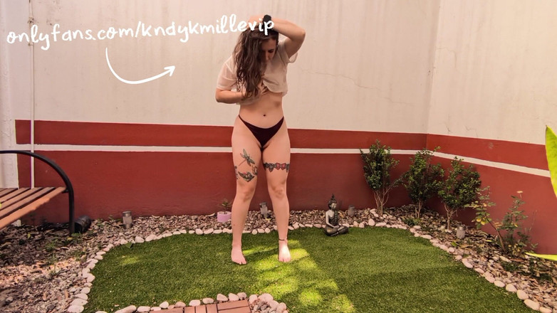 Kndy Kmille: La mia sorellastra non riesce a smettere di eiaculare, orgasma...