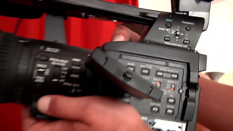 Casting GIRLS AND FIRST PORNO: Trio cuckold, buitenshuis hard neuken met enorme pikken - compilatie