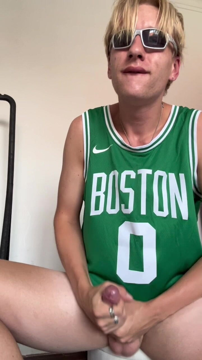 Axton Drake: Blond Basketball Bro Gets Horny