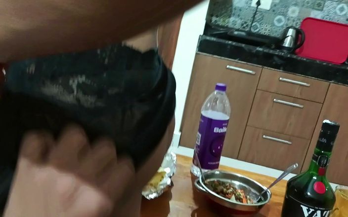 Myhotwife369: भारतीय नवविवाहित सेक्सी पत्नी हॉट डांस और रोमांटिक सेक्स