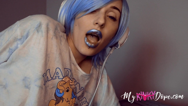 Mysweetalice: Uzaylı anal mastürbasyon Mysweetalice ya da Mykinkydope