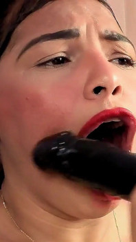 Maraton Boğazında Derin Boğaz Sert Mutlu Son Güzel Yüzüme Cum