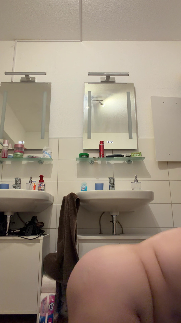 Bbwmilf: Striptease