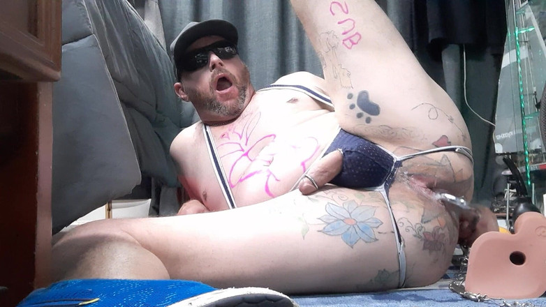 Ryan743: Sissy slut prolaps nakal lagi asik ngentot dan kencing di...