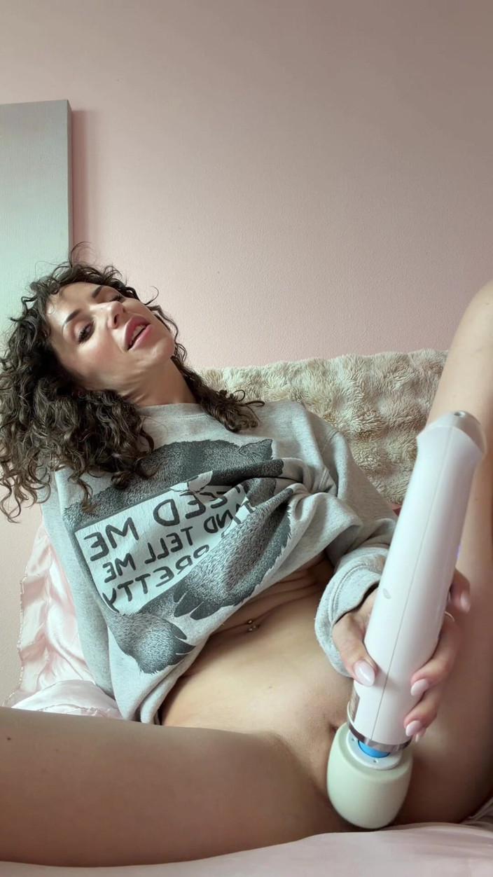 SavvyStar: Lesbijki Facetime dla Podróżujących GF