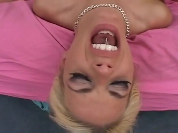 American Idol X: Pretty blonde babe loves the dick