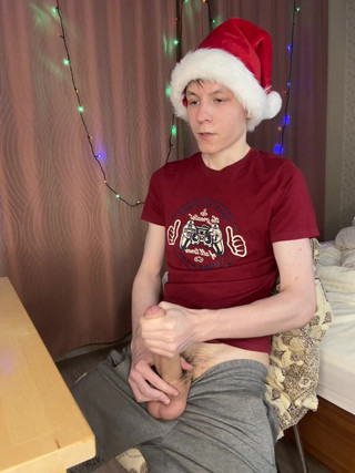 Morflot24: 23cm Cock Explodes After Teasing Sensitive Head