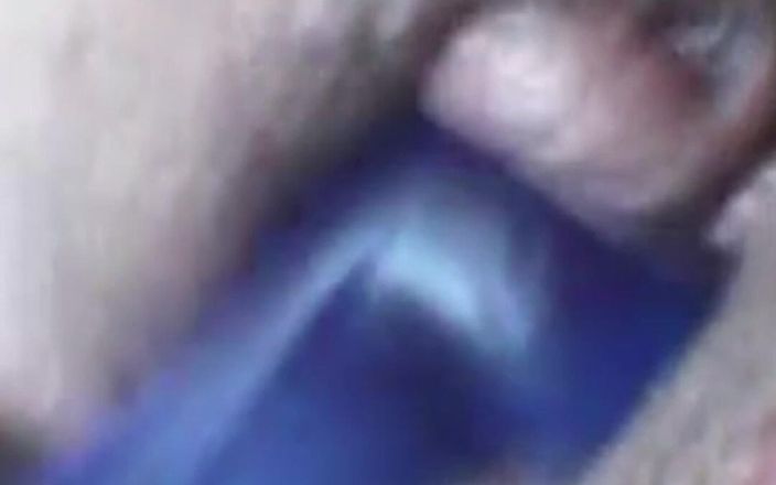 Greek wife: 彼は私がビデオ通話をしている間にファックします