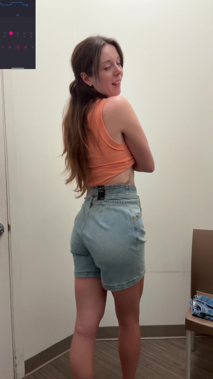 Nadia Foxx: Nhận ra tôi hy vọng không ai nghe thấy tôi!
