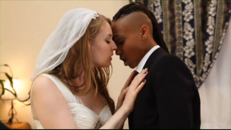 Hot Lesbians X: Contrast - Filem