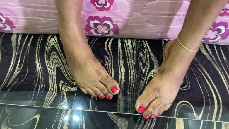 Amateur Teen Studio: Baddie baru di Da House, namanya Emmy