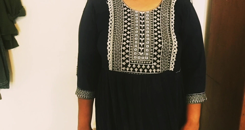 Keerthi Aunty: Mallu Desi House Wife
