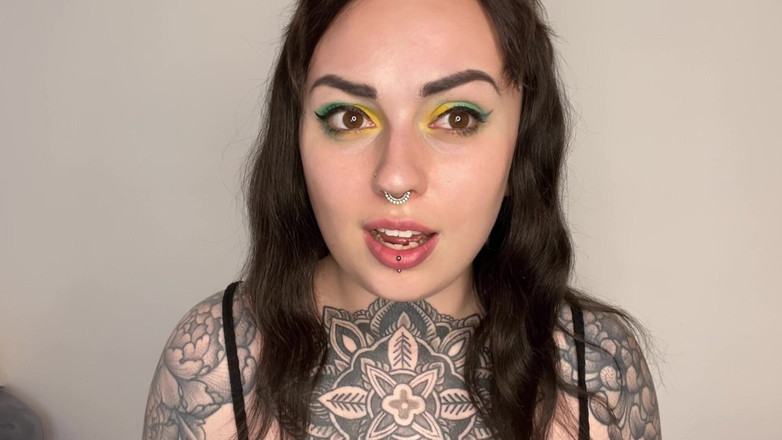 Miss Valentina: Nunca escaparás de las wedgies