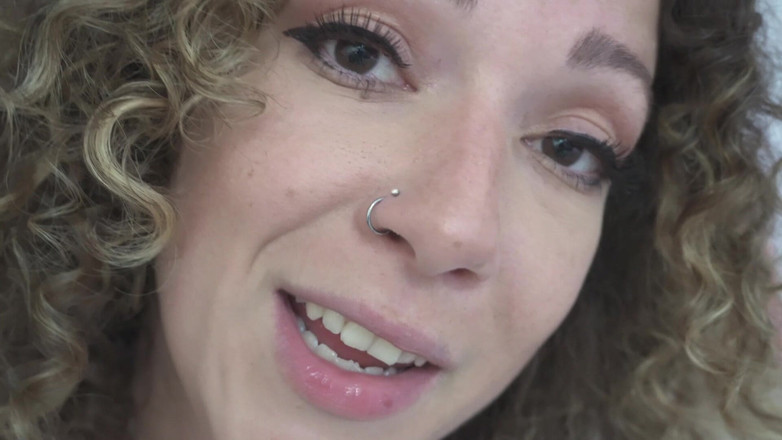 Sasha Curves: Дорогая, я сократила своих студентов