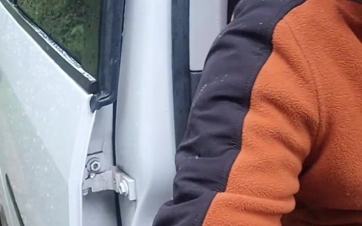 Demelza: Громадський агент: пікап байкера на мілині - допоміг йому зігрітися мінетом, сексом в машині та сквіртом Орги