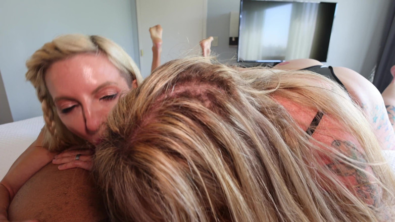Lora Cross: Gespierde babe beft kont en wordt geneukt - Ecko Belle, Lora...