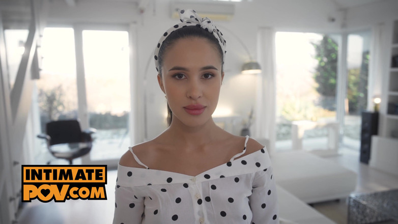IntimatePOV: POV - カリーナ・キングとアリッサ・バウンティは、予想外のトリオであなたのコックを喜ばせます