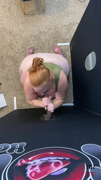 SSBBW Julie Ginger Gets Facial From Stranger at Gloryhole