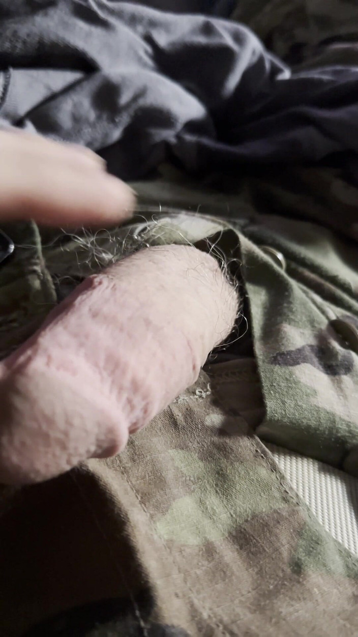 Gay Soldier Stuff: Us-Armeesoldat natürlich geil und wichsen auf einige Boxer Briefs für...