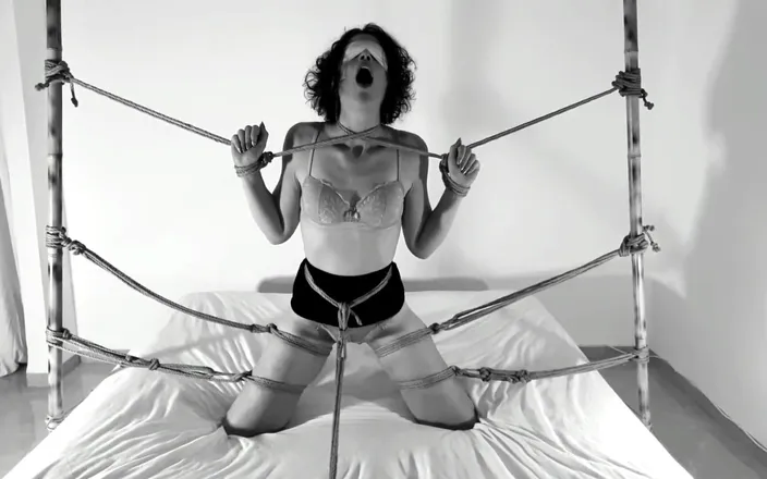 Bdsmlovers91: Kinktober Day 14 - Crotch Rope &amp; Breath Play Kinks: Bdsmlovers91