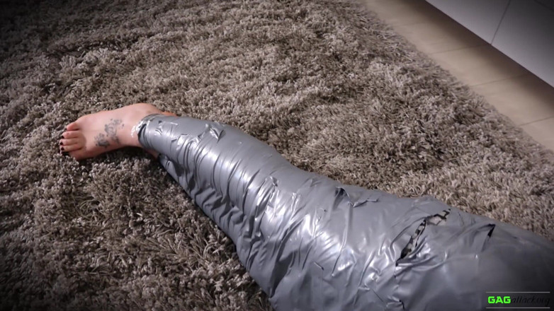 Gag Attack: Aubrey - Custom mummification