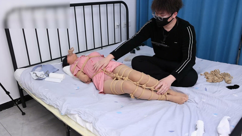 Asian bondage: My Girlfriend Is Dressed as a Maid, Bound on the...