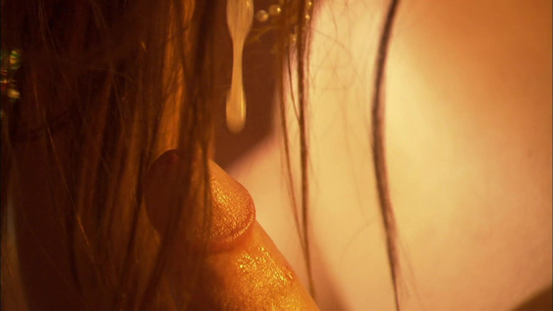 Tight little babes: Китайскую подругу с молодой горячей киской жестко трахают