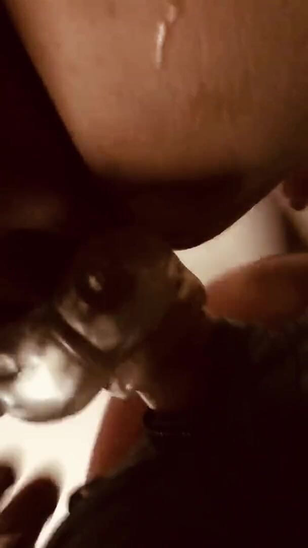 MzKiTTy91: Mega-schwanz-Ärmel auf den rücken mit pawg