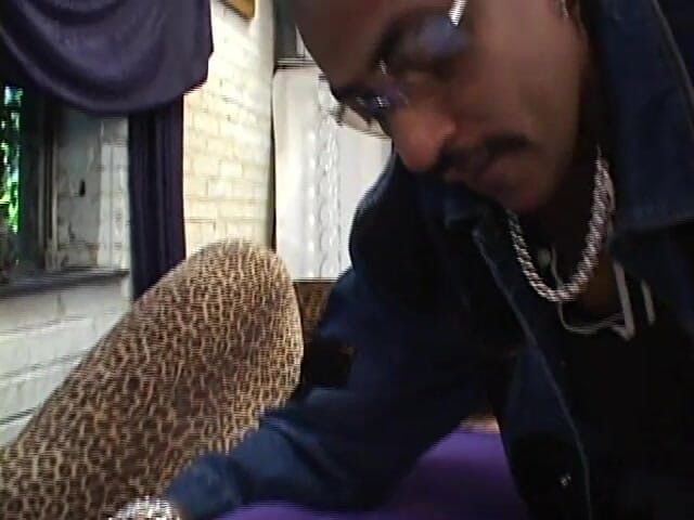 The Dark Side X: Zwart op zwarte neukpartij voor een zwart poesje dat een...