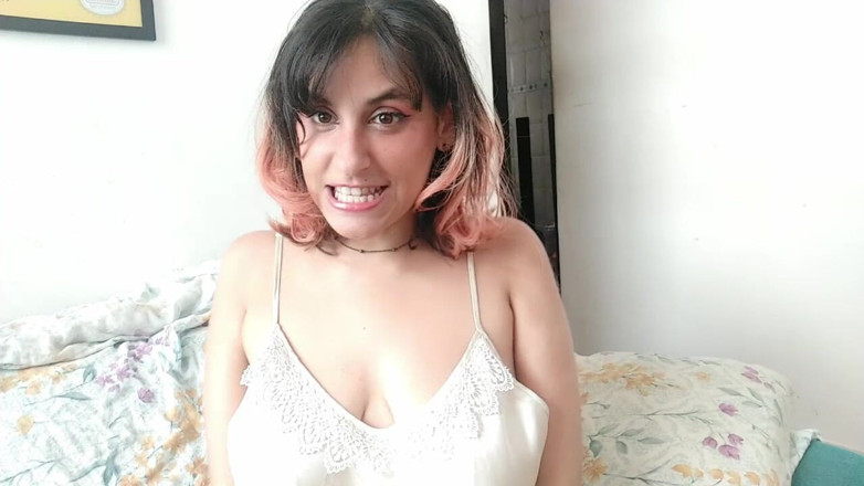 Ms Candy Bunny: Vợ dâm đãng - giống như mẹ kế như mẹ kế