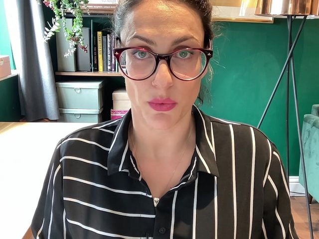 Cruel Bank Manager (Countess diamond)