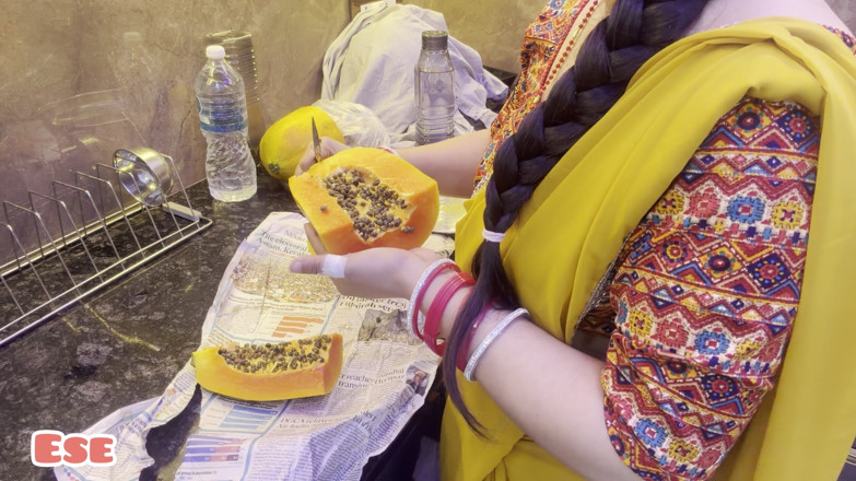 Sammy Sins: Desi Bhabhi se starala o svého devara a tvrdě šukala