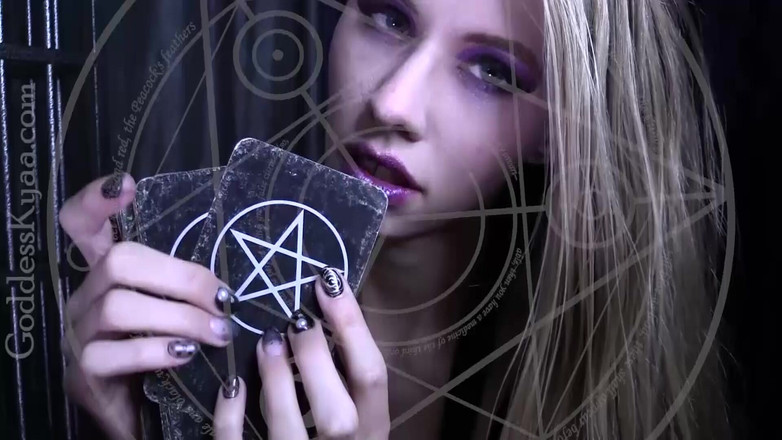 Kyaa Chimera: Жіноче домінування, подвійна особливість