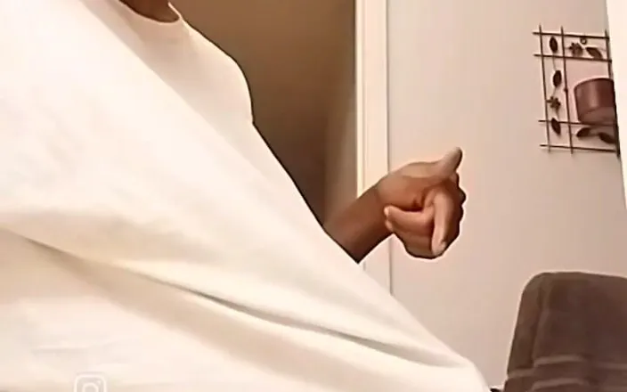 GaimOv3r: Waking up with a Boner!