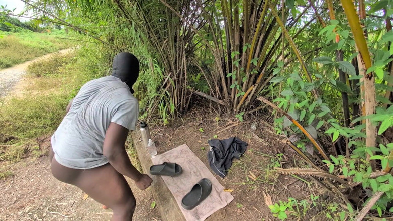 Melaninfling: Futai în drumeție