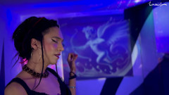 Lavala: 免提和仍然高潮的魔力