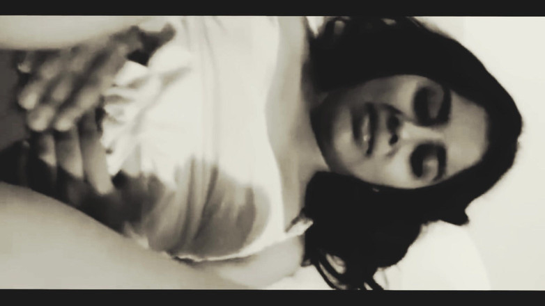 Sanayababhi: Mummy Re Chhod Do Mar Jaugi Bade Bade Boobs Wali...