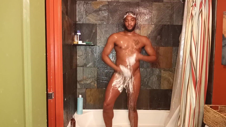 Kennie Jai: Kennie jai lagi asik mandi!!