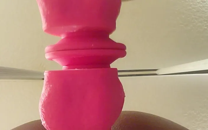 smooth: Bottom view