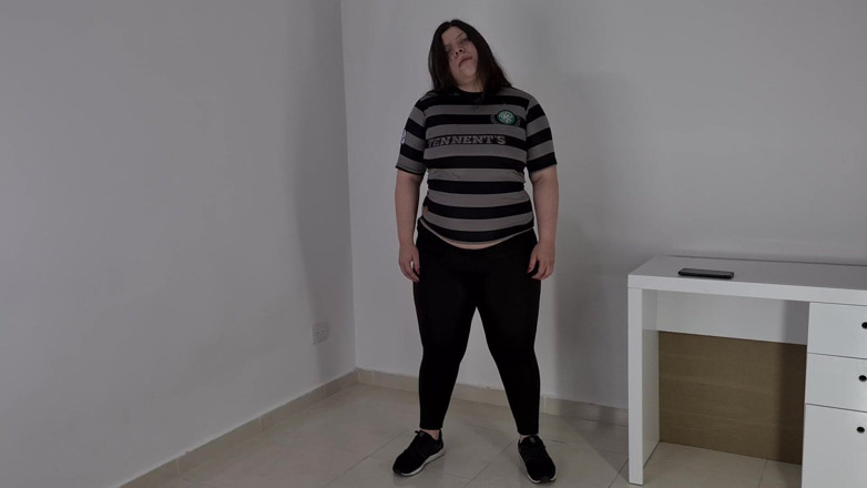 Alice H: Esticando o fetiche da barriga