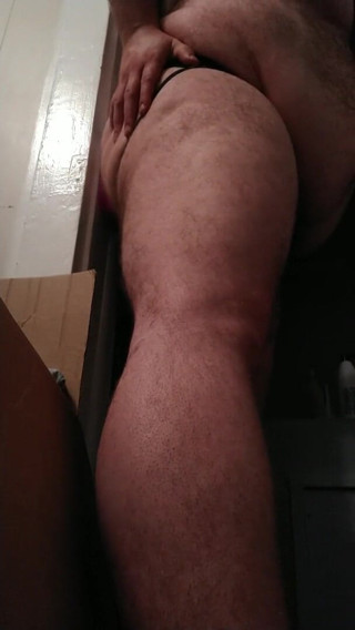 Michael Spaulding: Chub fucking himself and sweating allover
