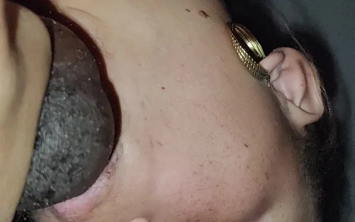 PABLO N3GROBAR: Lil Midget Got a Big Pussy
