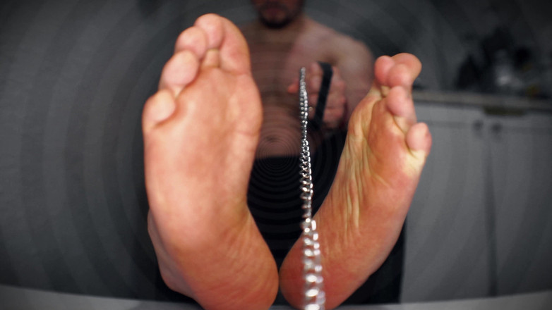 CashmasterAngel: Прикованная к ступням Господина