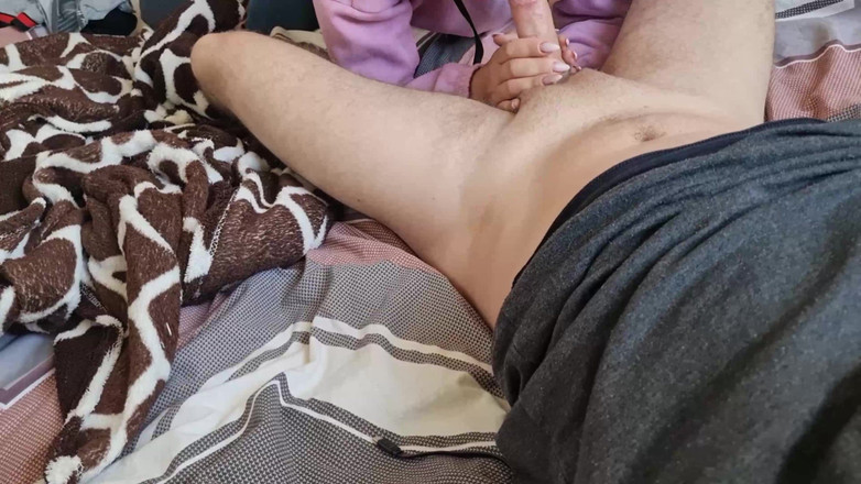 Viktoria_sekret: 来自Victoria的口交和高潮的热辣合集