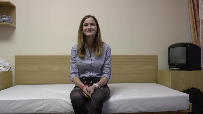 Casting GIRLS AND FIRST PORNO: Amateur Teen Fuck and Blowjob First Time