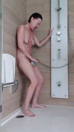 JulieEroticDress: Orgasmus při show