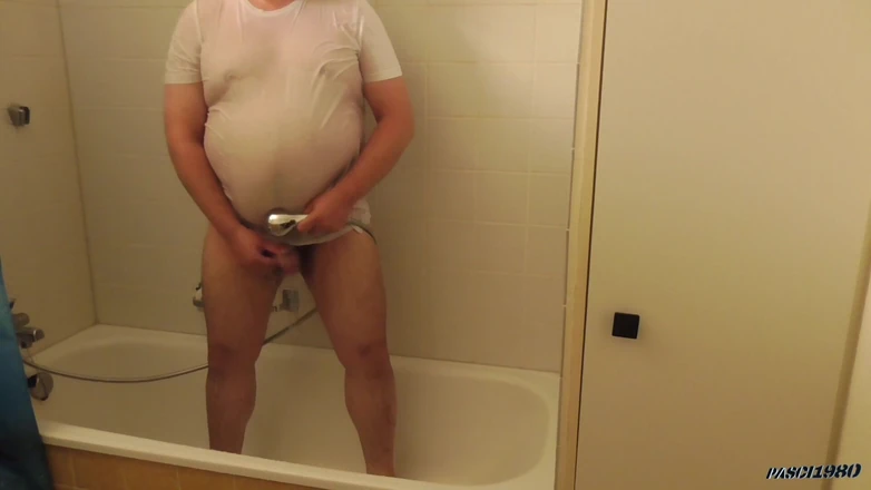 Pascal Dichter: Chlupatá Pasci pod sprchou